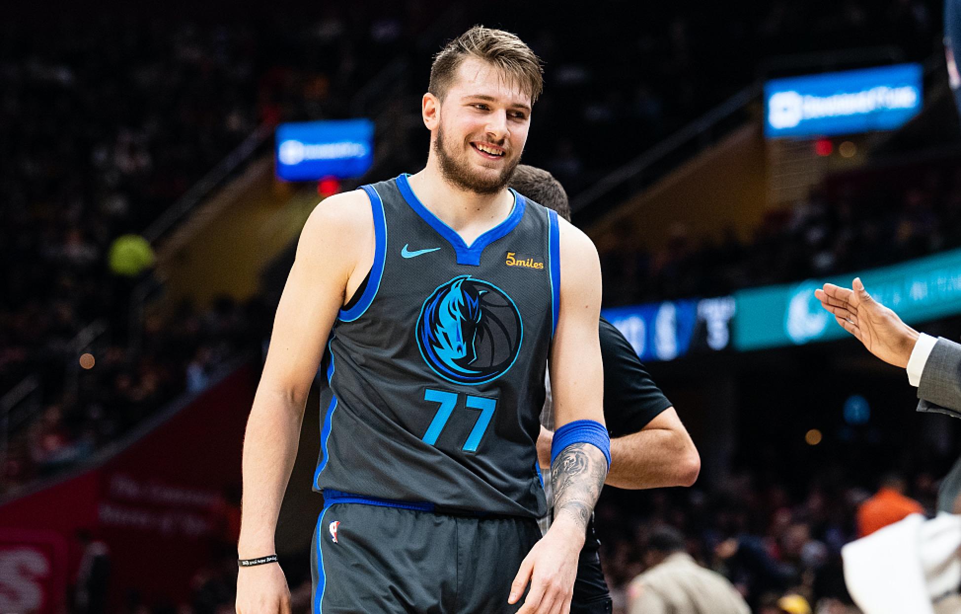 手的涌现也 手的涌现也