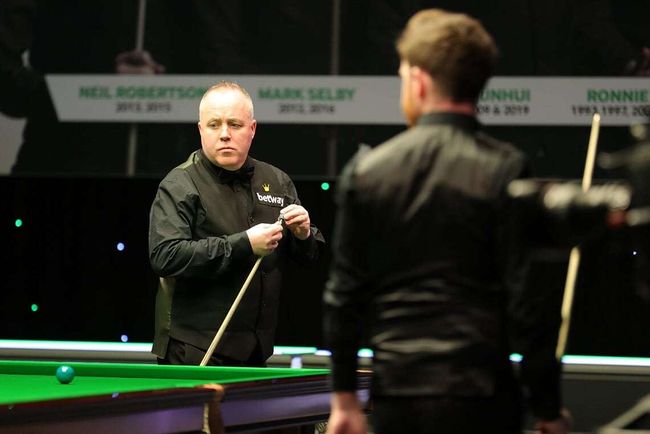 制造压迫 制造压迫