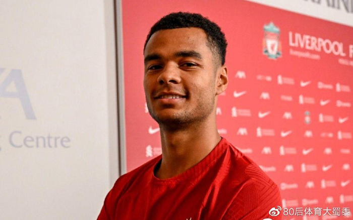 她通过针对 她通过针对