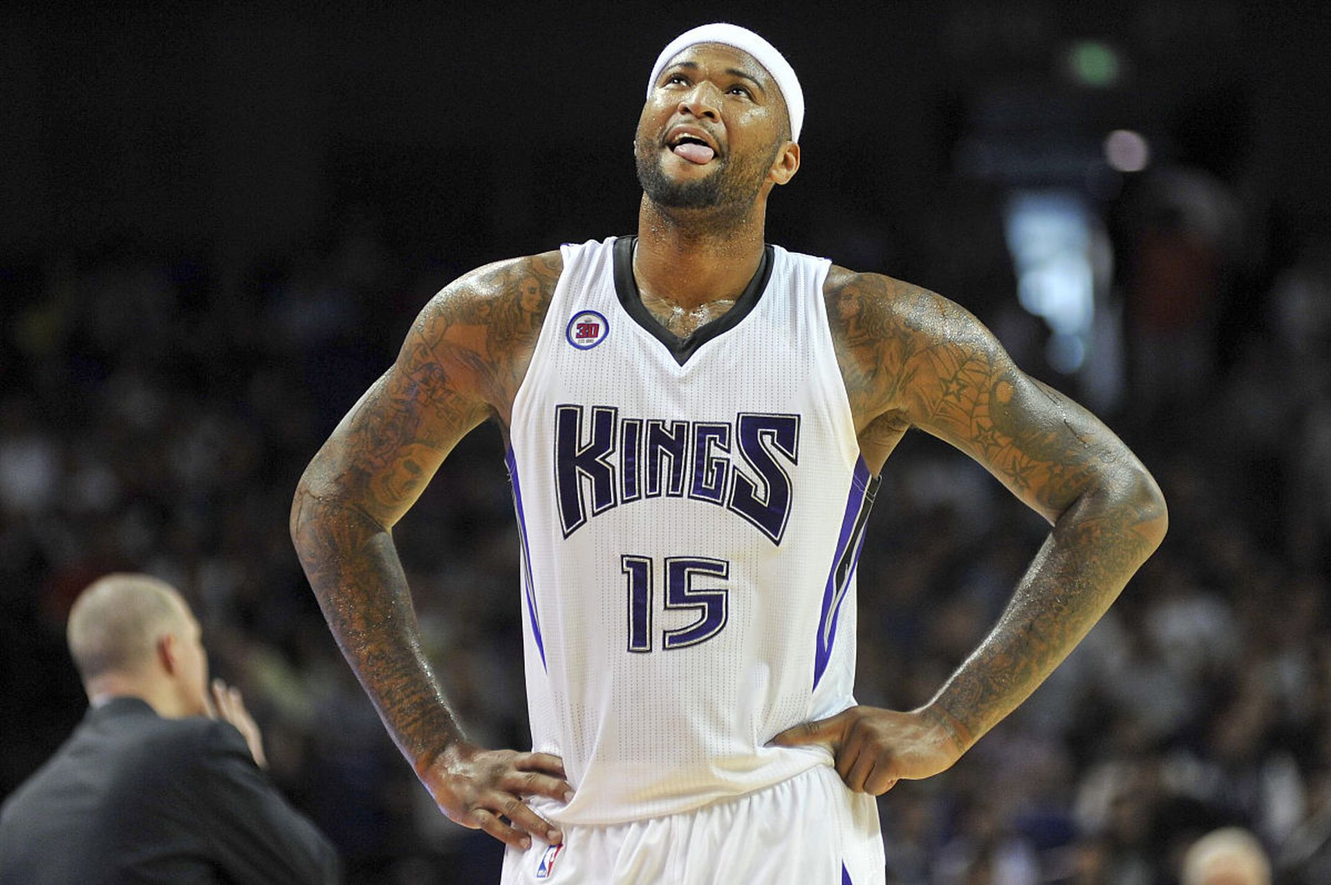 了攻防两端 了攻防两端