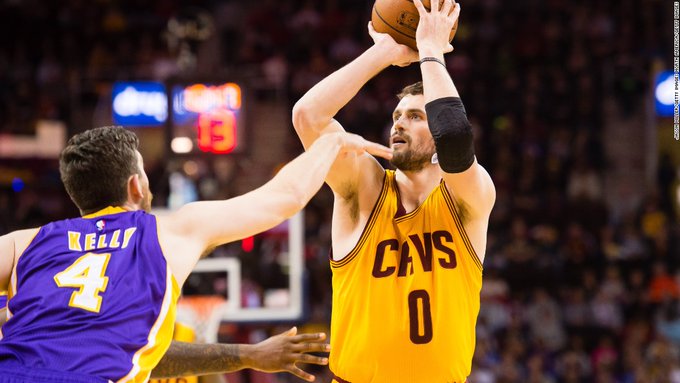 他不仅继续 他不仅继续